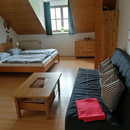 Gaestehaus Am Sonnenhang Erbendorf ภายนอก รูปภาพ
