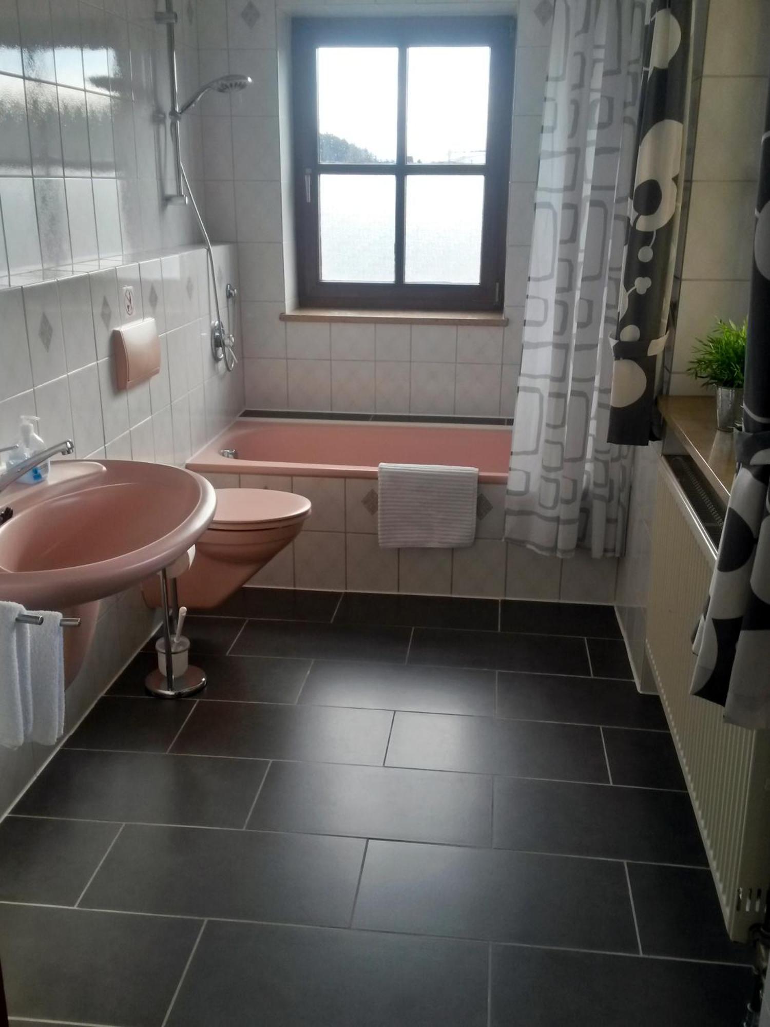 Gaestehaus Am Sonnenhang Erbendorf ภายนอก รูปภาพ